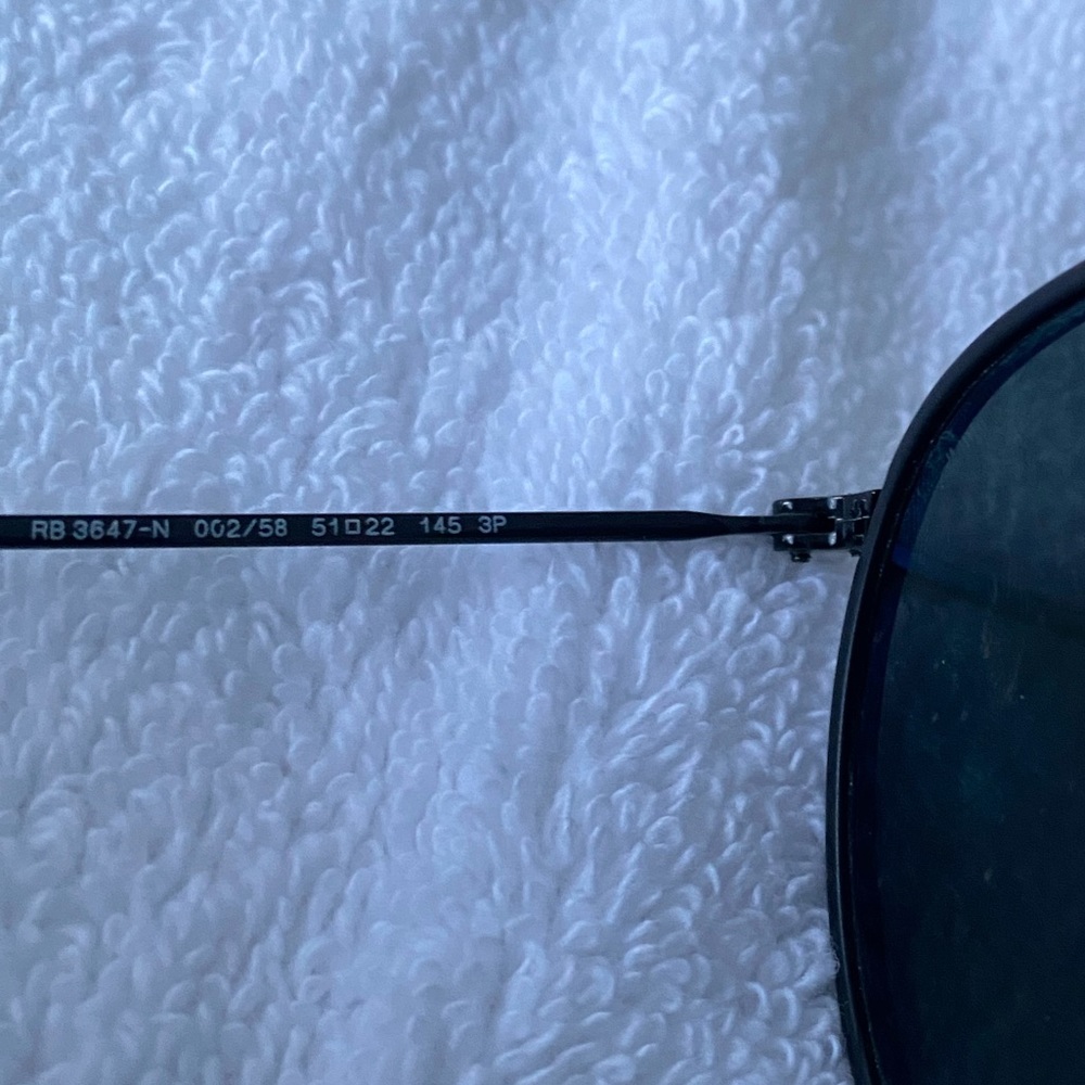 Ray Ban sunglasses - Picture 2 of 4